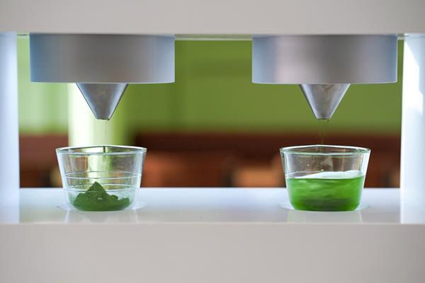 Cuzen unveils commercial matcha machine