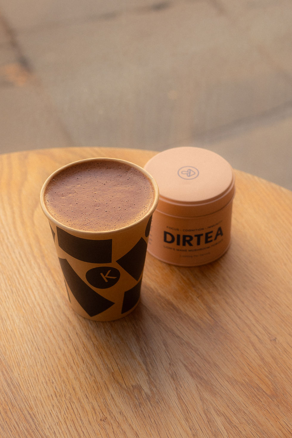 Dirtea and Knoops collaborate on functional hot chocolate