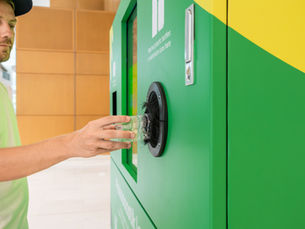 Iceland Foods selects Envipco for UK reverse vending machine rollout